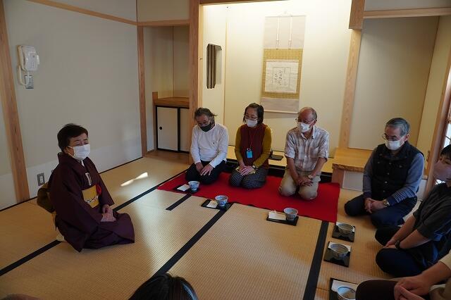 呈茶体験の様子